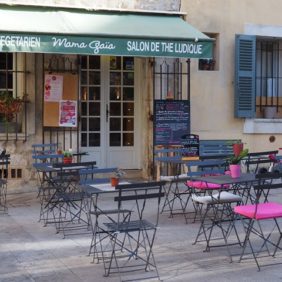 La terrasse du restaurant, place Godeau